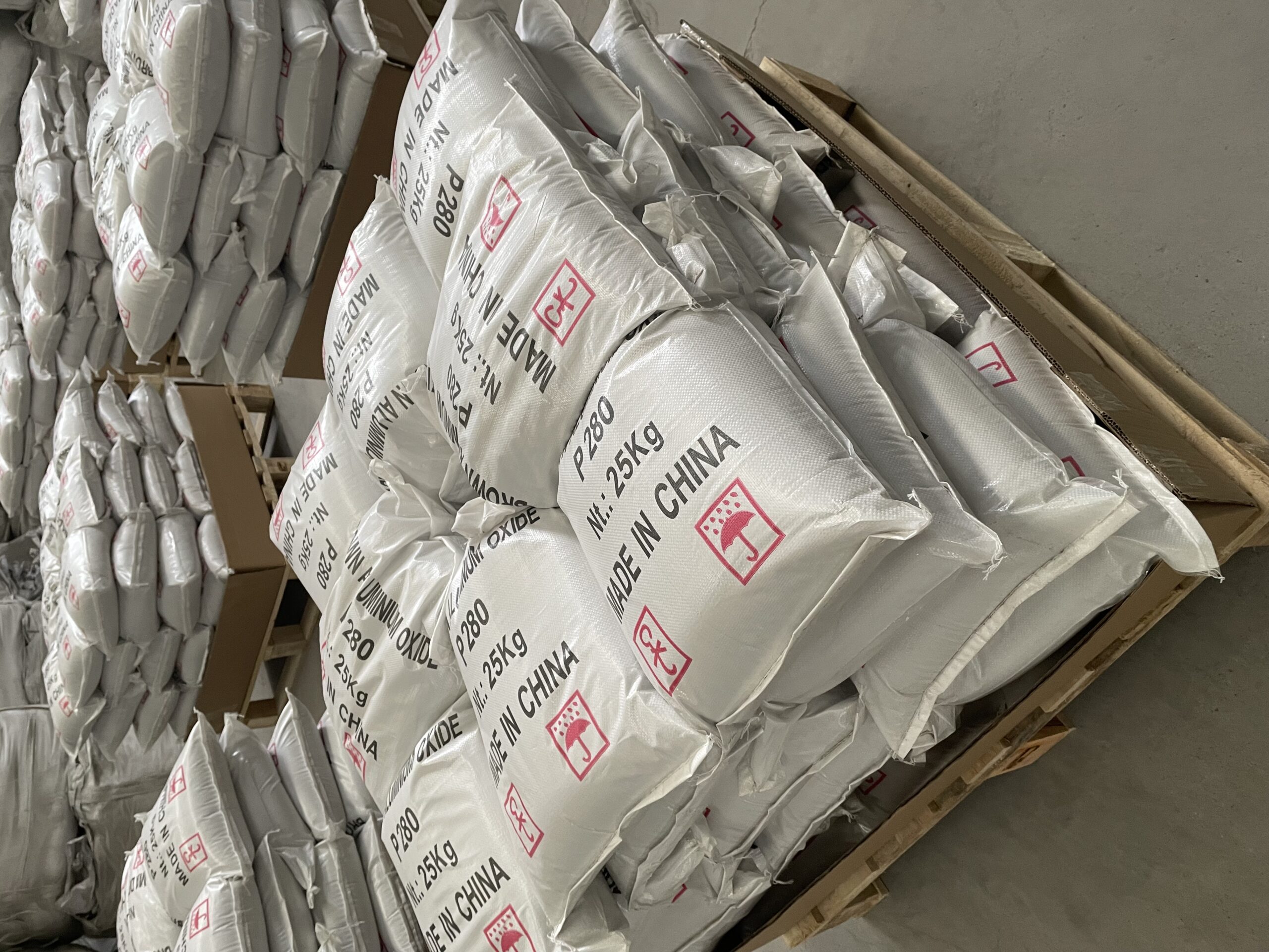 20TONS Brown aluminum oxide P280 deliver to Vietnam News -1-