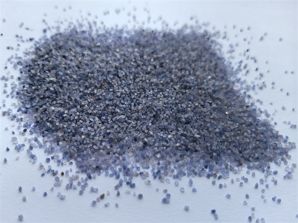 Blue single crystal electrocorundum Blue single crystal electrocorundum